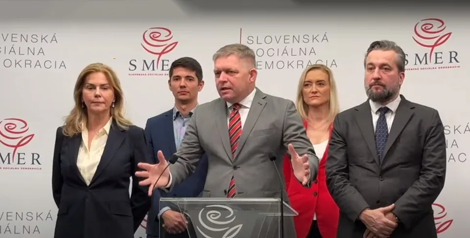 Read more about the article Vyhlásenie strany SMER-SSD k výsledkom eurovolieb: Za mier! Za Roberta Fica! Za Slovensko!