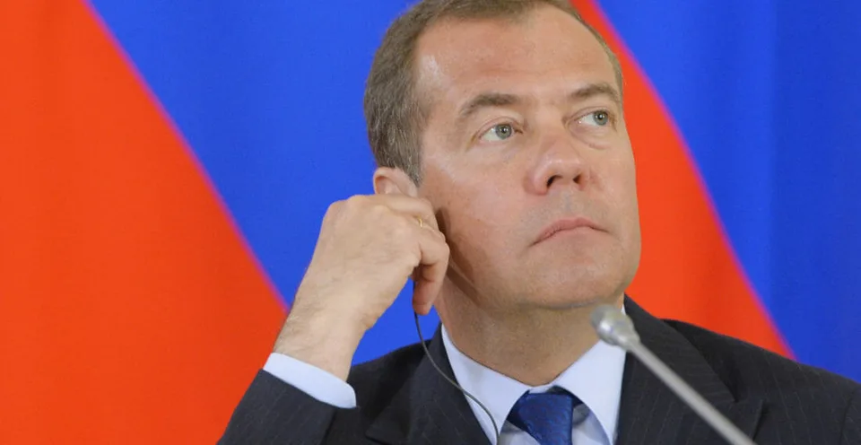 Read more about the article Zásah na Kryme zo strany krajiny NATO by znamenal tretiu svetovú vojnu, varuje Medvedev