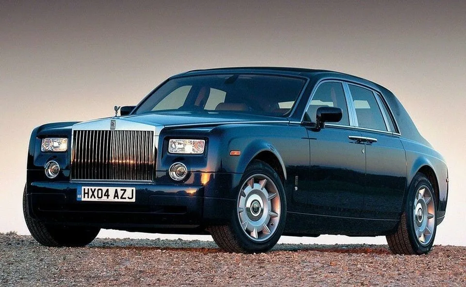 Read more about the article Rolls-Royce bude od roku 2030 vyrábať iba elektrické modely