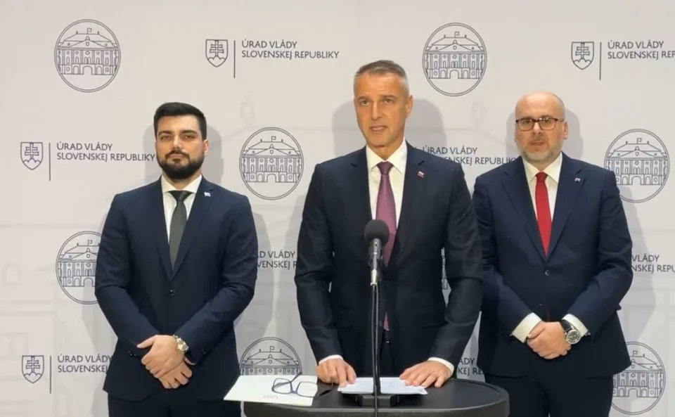 Read more about the article VIDEO Raši to vrátil Remišovej aj s úrokmi: Informuje o čiernych dierach, v ktorých sa jej nenávratne strácali finančné prostriedky