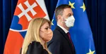Zľava prezidentka Zuzana Čaputová a predseda vlády SR Eduard Heger (OĽANO).
