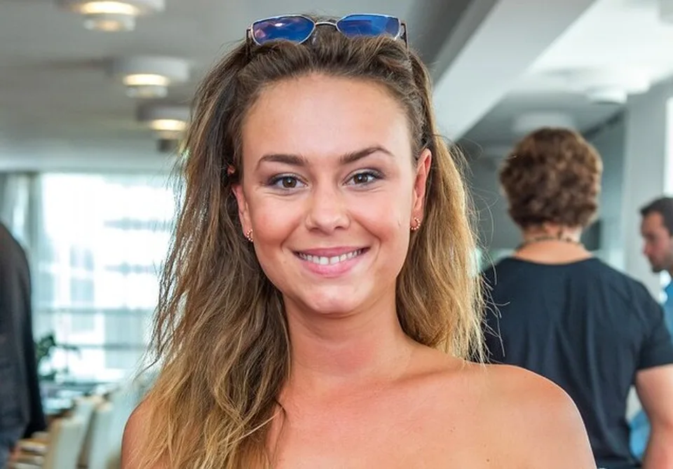 Read more about the article Dominika Kavaschová sa rozcitlivela: Doma roky takmer nežila!