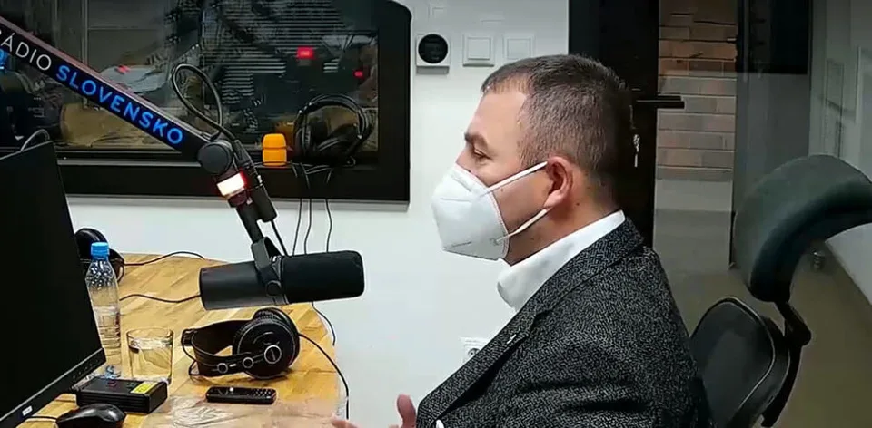 Read more about the article Poslanec Smeru Kéry: Režim na hraniciach by mal byť prísnejší, odmietame, aby vláda hádzala vinu na opozíciu