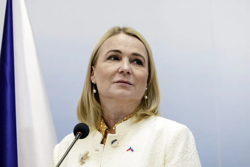 Read more about the article Do Prahy pricestoval ukrajinský minister obrany. Ukrajina nesmie ustúpiť, vyhlásila jeho česká rezortná kolegyňa