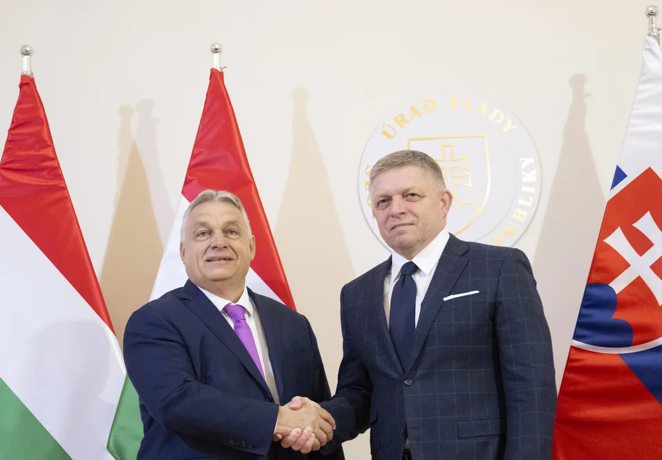 Read more about the article Štáty EÚ kritizujú maďarský zákaz dúhových pochodov, Slovensko sa ku kritike nepridalo