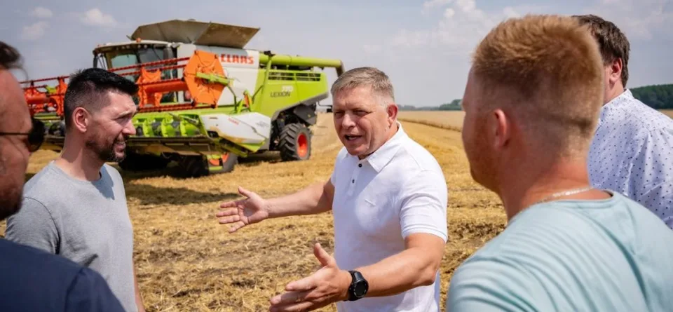 Read more about the article Fico: Domáca výroba musí definitívne dostať prednosť pred dovozom zo zahraničia!