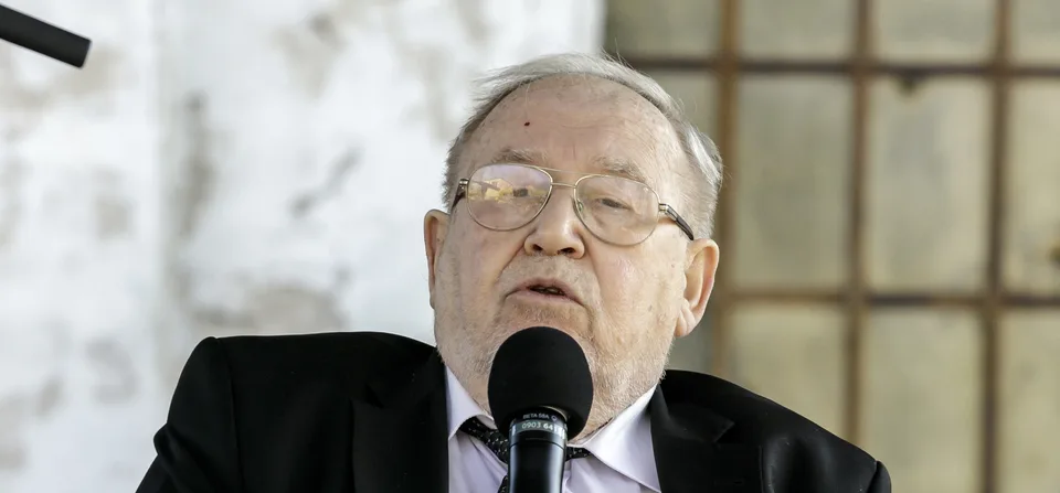 Read more about the article Pamätný deň na Lekárskej fakulte UK: Posledná pocta profesorovi Traubnerovi