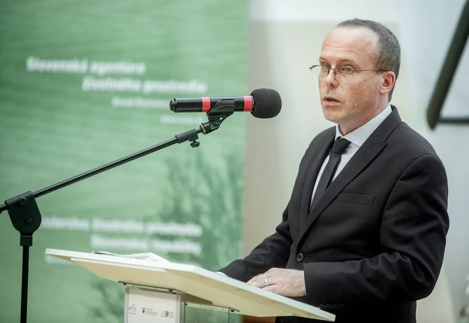 Read more about the article Štát stále nevybral šéfa pre agentúru životného prostredia ani pre geologický ústav