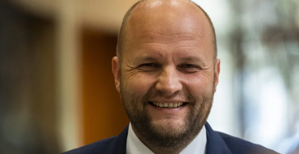 Read more about the article Naď sa nechal počuť, že účasť na referende síce nie je veľký úspech, ale nie je to vraj ani prúser