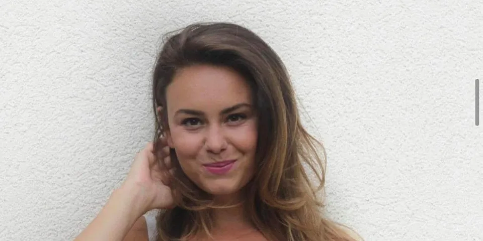 Read more about the article Herečka Dominika Kavaschová ukázala svoju dcérku: No nie je rozkošná?