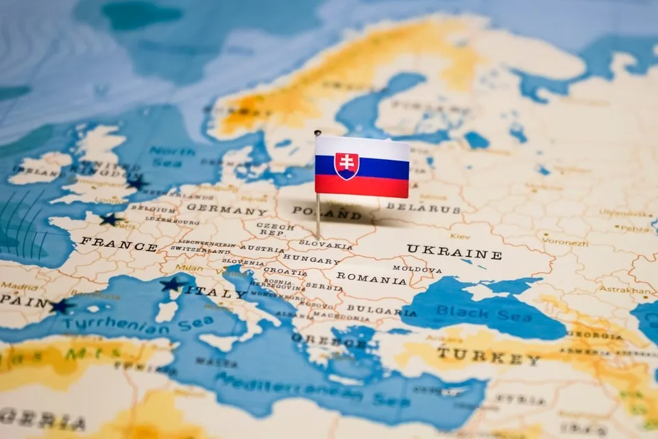 Read more about the article VEĽKÁ zmena? Slováci by už viac nemuseli prísť o občianstvo