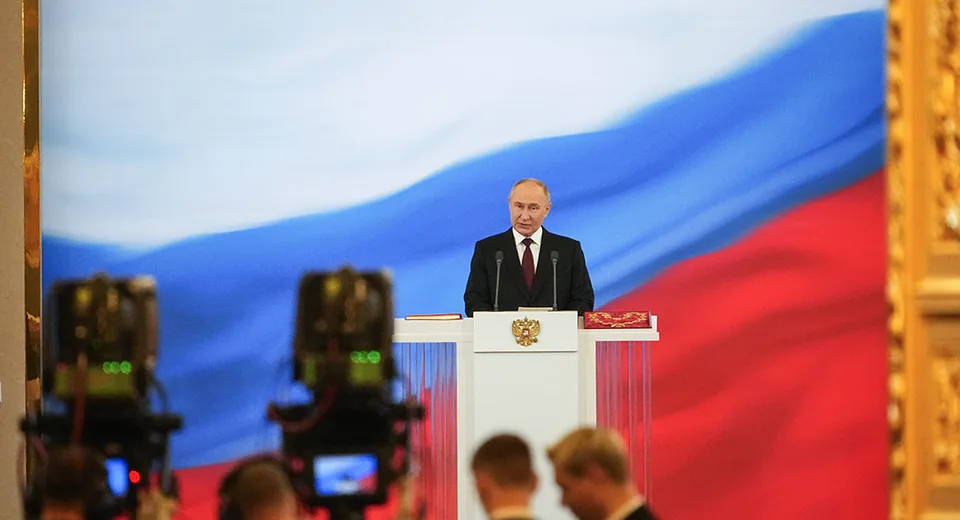 Read more about the article Putin bol inaugurovaný: Vládnuť bude  do roku 2030, občanom prisľúbil ich spoločné víťazstvo!