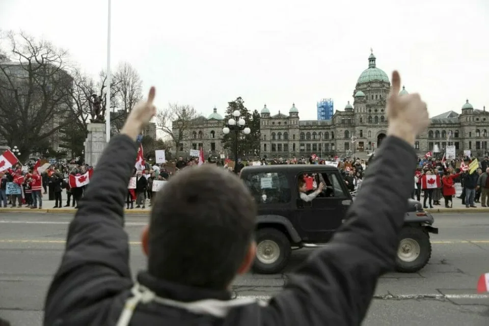 Read more about the article V Ottawe vyhlásili stav núdze, protesty sa vymkli spod kontroly