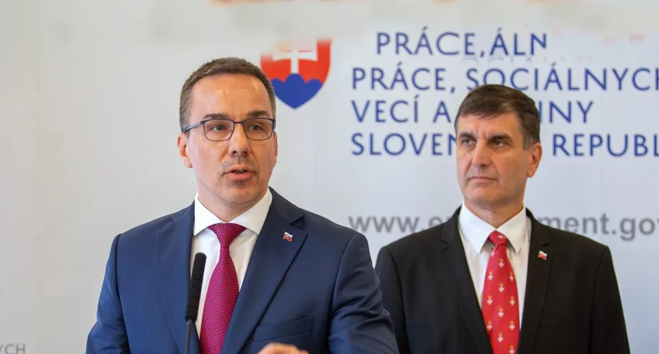 Read more about the article Zamestnávateľom sa konsolidačné opatrenia nie celkom pozdávajú. Minister Tomáš je otvorený k diskusii