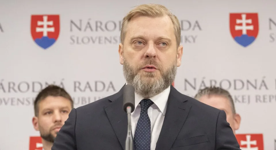 Read more about the article J. Krúpa: Minister obrany Kaliňák ignoruje potreby armády a nakupuje nekoncepčne