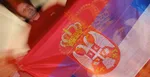 demonštranti prechádzajúci historickým centrom Bratislavy na protest proti osamostatneniu Kosova 5. marca 2008.