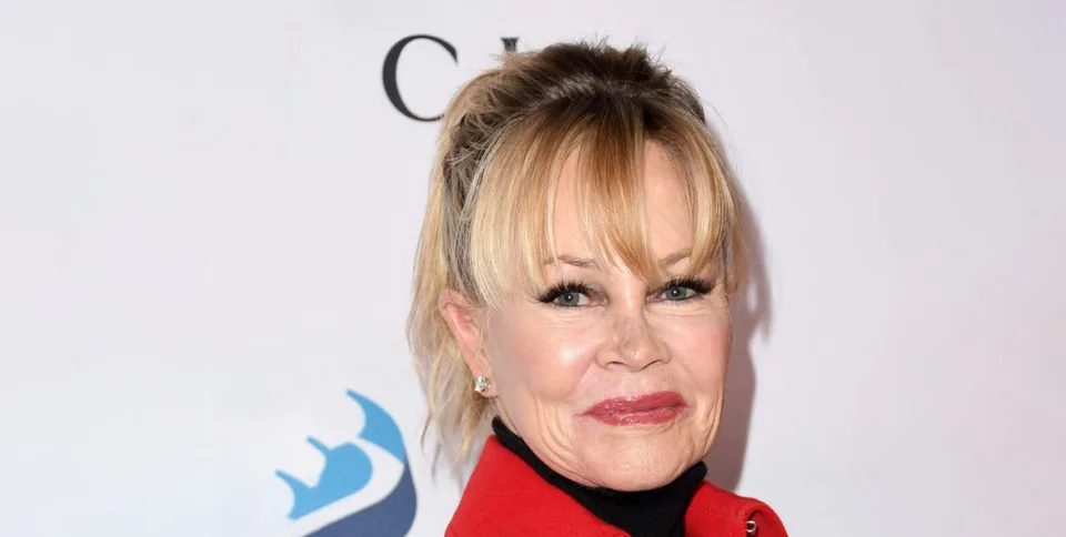 Read more about the article Tvár má zničenú plastikami, ale to telo! Melanie Griffith sa odhalila