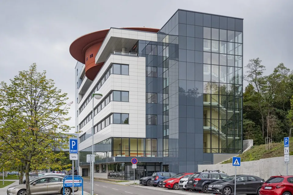 Read more about the article V Bratislave počas októbra úspešne transplantovali srdce dvom Slovákom