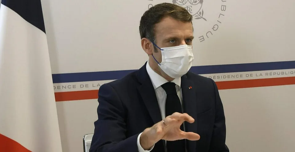 Read more about the article Macron krajanom tvrdo odkázal: Pokiaľ ide o nezaočkovaných ľudí, naozaj ich chcem naštvať!