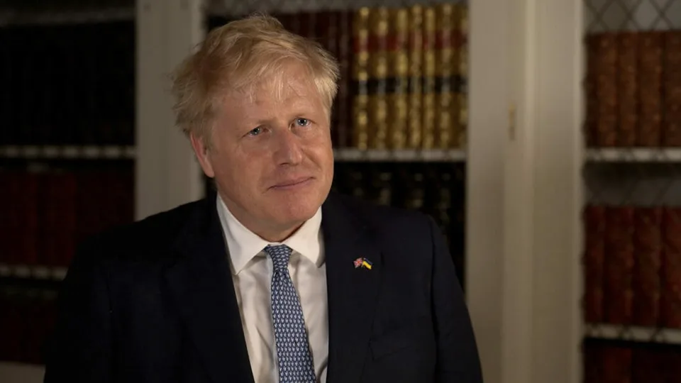 Read more about the article Hrozí pád britskej vlády? Johnsonov kabinet opustilo 31 členov!