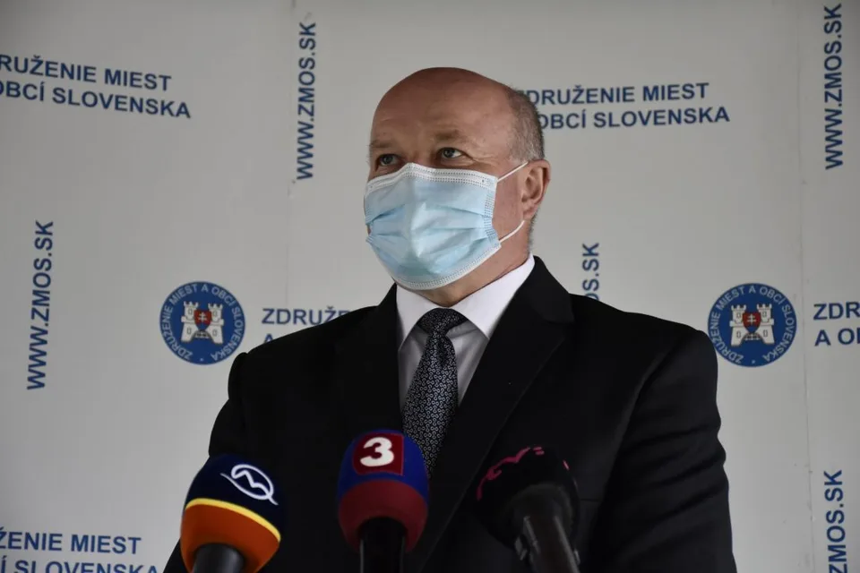 Read more about the article ZMOS vyzýva vládu, aby preplatila náklady spojené s celoplošným testovaním