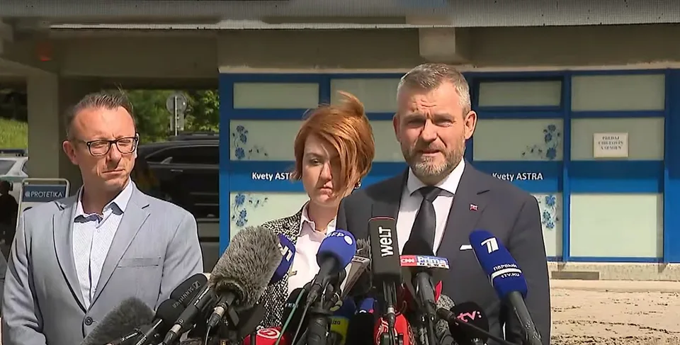 Read more about the article Pellegrini po stretnutí s Ficom apeloval na politikov a občanov: Musíme sa upokojiť a musíme utlmiť vášne!