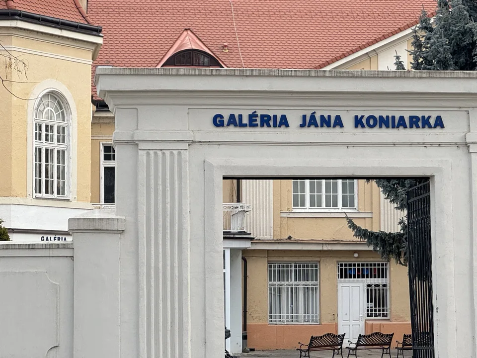 Read more about the article Spomaľte a objavte krásu umenia