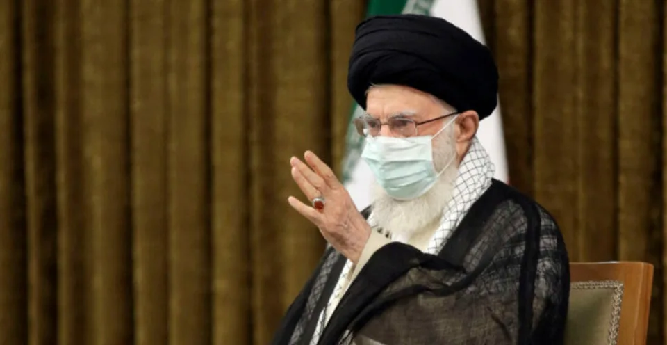 Read more about the article Irán: Alí Chameneí udelil milosť alebo zmiernil tresty vyše 3450 väzňom