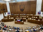 Plénum NR SR počas rokovania o obrannej dohode s USA.