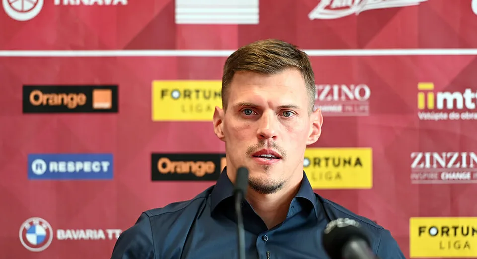 Read more about the article VIDEO Odchádza so slzami v očiach: Bývalý reprezentant Martin Škrtel po sezóne ukončí kariéru!