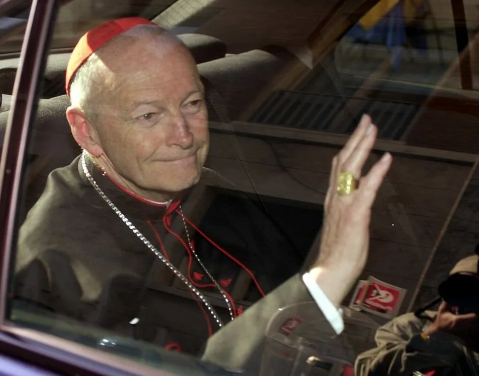 Read more about the article Bývalého kardinála obvinili zo sexuálneho zneužívania maloletej osoby