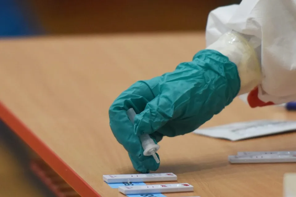 Read more about the article Pribudlo 470 prípadov nákazy novým koronavírusom a dve obete