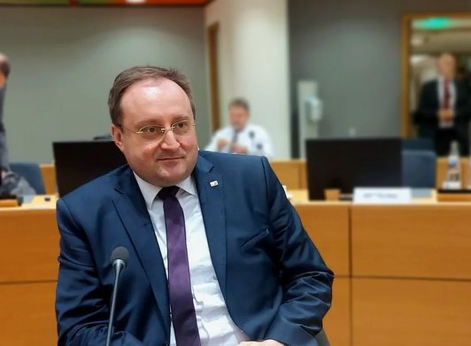 Read more about the article Šimoňák v Abú Zabí: Slovensko má záujem o intenzívnejšiu spoluprácu so Spojenými arabskými emirátmi