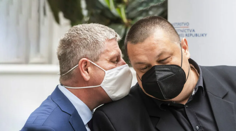 Read more about the article TRETIA VLNA bičuje Slovensko: Najhorších okresov je už 52, hrozí nám lockdown!