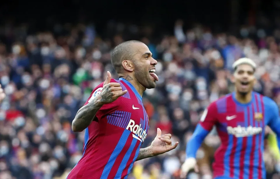 Read more about the article Temný koniec kariéry: Z hviezdneho futbalistu, sa môže stať dlhoročný väzeň!