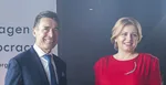 Bývalý dánsky premiér Anders Fogh Rasmussen na snímke s prezidentkou Zuzanou Čaputovou.