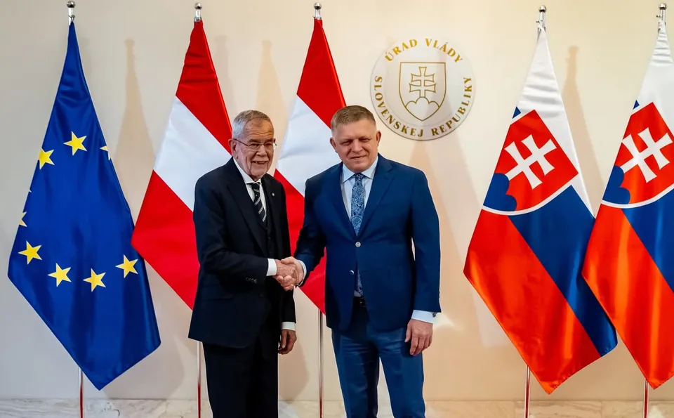 Read more about the article Je to potvrdením vynikajúcich vzťahov. Fico rokoval s rakúskym prezidentom Van der Bellenom