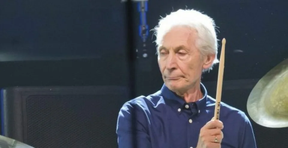 You are currently viewing Čierny deň pre Rolling Stones: Zomrel bubeník legendárnej skupiny!