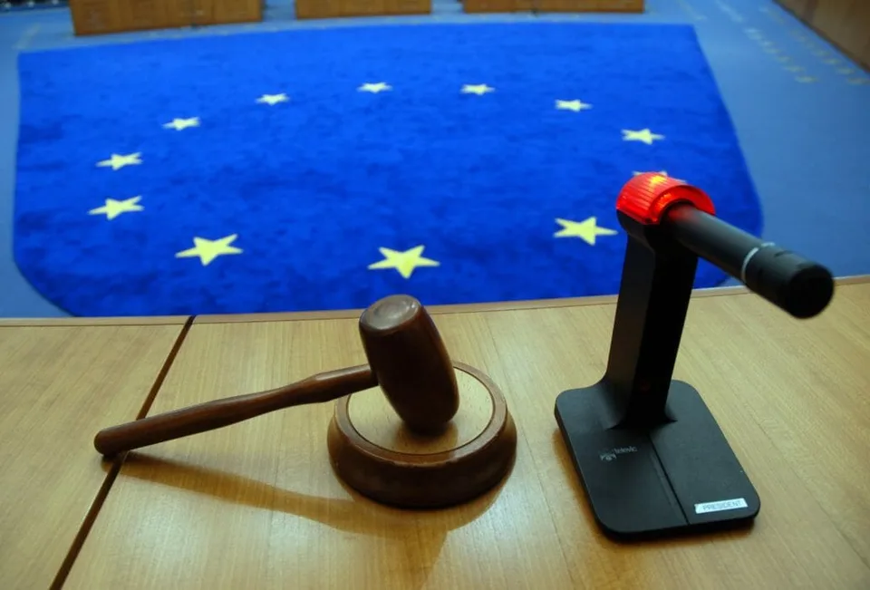 Read more about the article Súdny dvor EÚ potvrdil zákaz šírenia ruskej televízie v členských krajinách