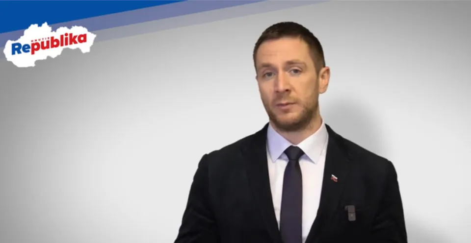 Read more about the article VIDEO Šéf Republiky reaguje: Referendum ukázalo masu, ktorá dokáže rozhodnúť o novej vláde