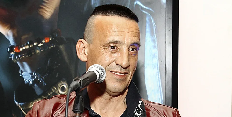 You are currently viewing Hrdinom dnešnej doby poďakoval aj spevák Paľo Drapák