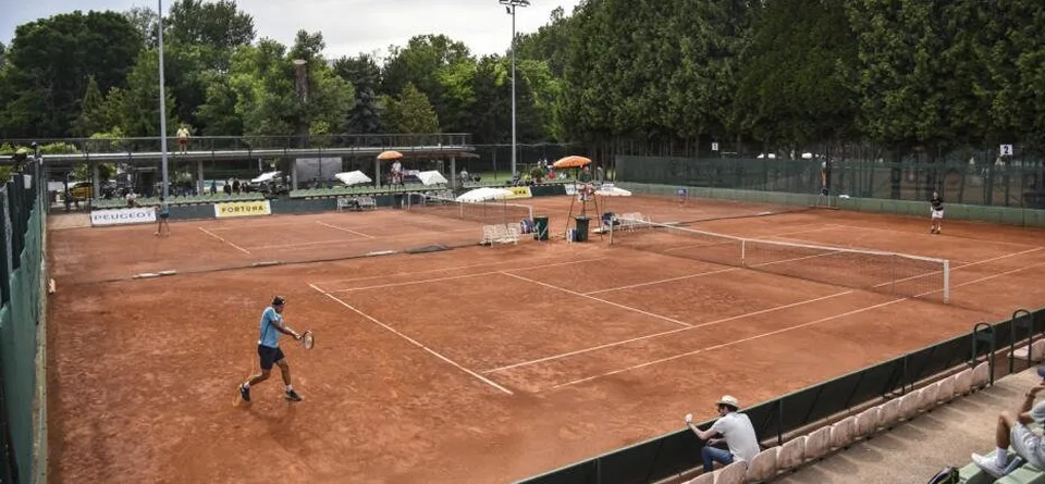 Read more about the article Kukuškin postúpil do osemfinále turnaja ATP v Nursultane
