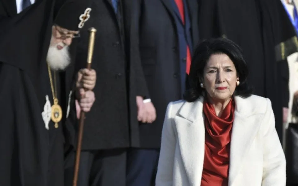 Read more about the article Ak Putin porazí Ukrajinu, zaútočí na členov EÚ! Varuje a straší zároveň gruzínska prezidentka