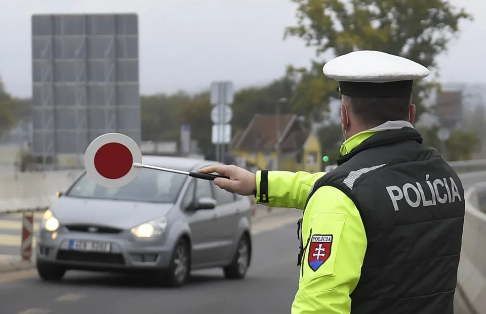 Read more about the article Rakúsko a Nemecko od piatka sprísnia podmienky vstupu do svojich krajín