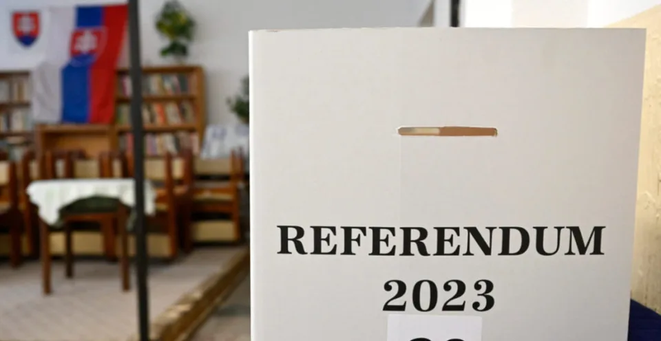 Read more about the article Tatrancom masívne zvyšujú účasť v referende turisti. Trenčianka Alena: Chceme zmeniť to, čo je tu teraz!