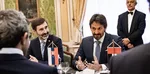stretnutie šéfa rezortu diplomacie Juraja Blanára (Smer-SD) a šéfa rezortu obrany Roberta Kaliňáka (Smer-SD) s ministrom zahraničných vecí SAE Abdullahom bin Zayedom Al Nahyanom