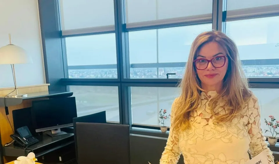 Read more about the article Beňová vyzýva Hamrana: Prestaňte sa predvádzať v médiách a začnite robiť poriadky!