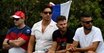 ruská vlajka počas zápasu prvého kola ženskej dvojhry Kateryna Baindlová - Kamilla Rachimovová na grandslamovom turnaji Australian Open 16. januára 2023 v Melbourne.