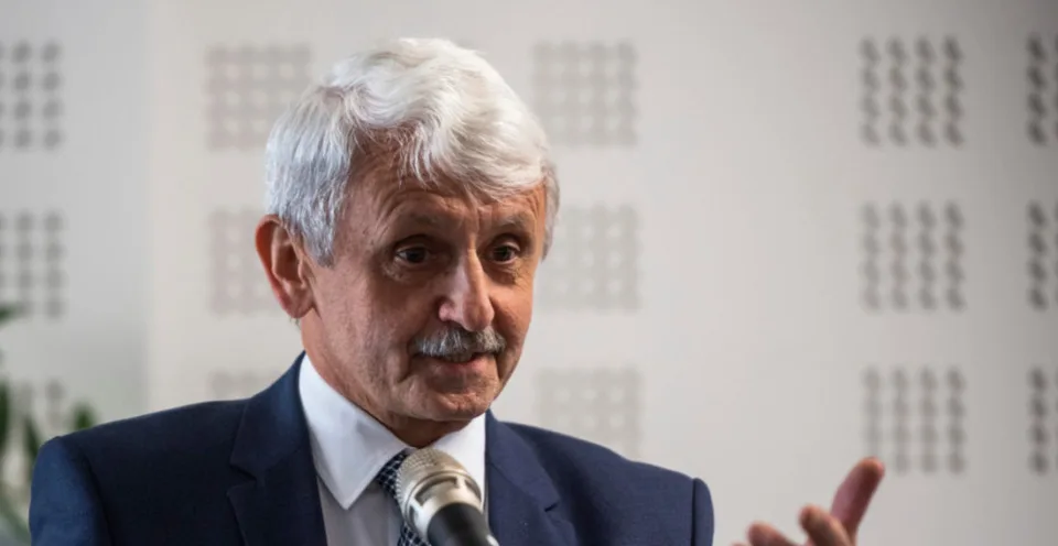Read more about the article Dzurinda sa poriadne ostro pustil do opozície: Len Fico, Fico, Fico, Fico! Toto nerieši naše problémy