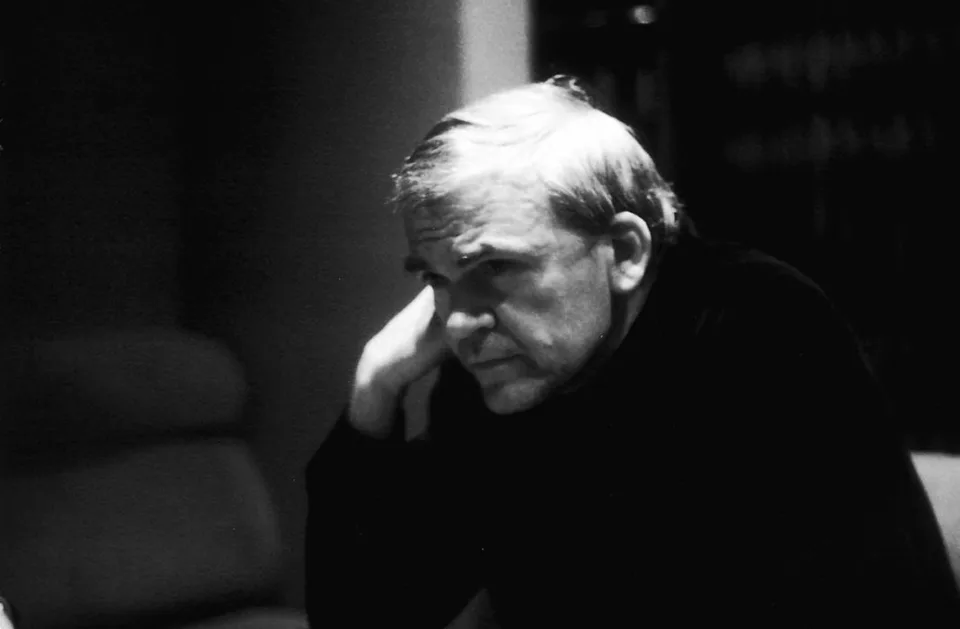 Read more about the article Zomrel najprekladanejší spisovateľ českého pôvodu Milan Kundera